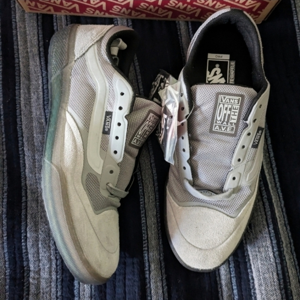 Vans Ave Pro 1 Reflective Gray Men 7 Size Skateboarding Suede 112025 - Picture 3 of 11